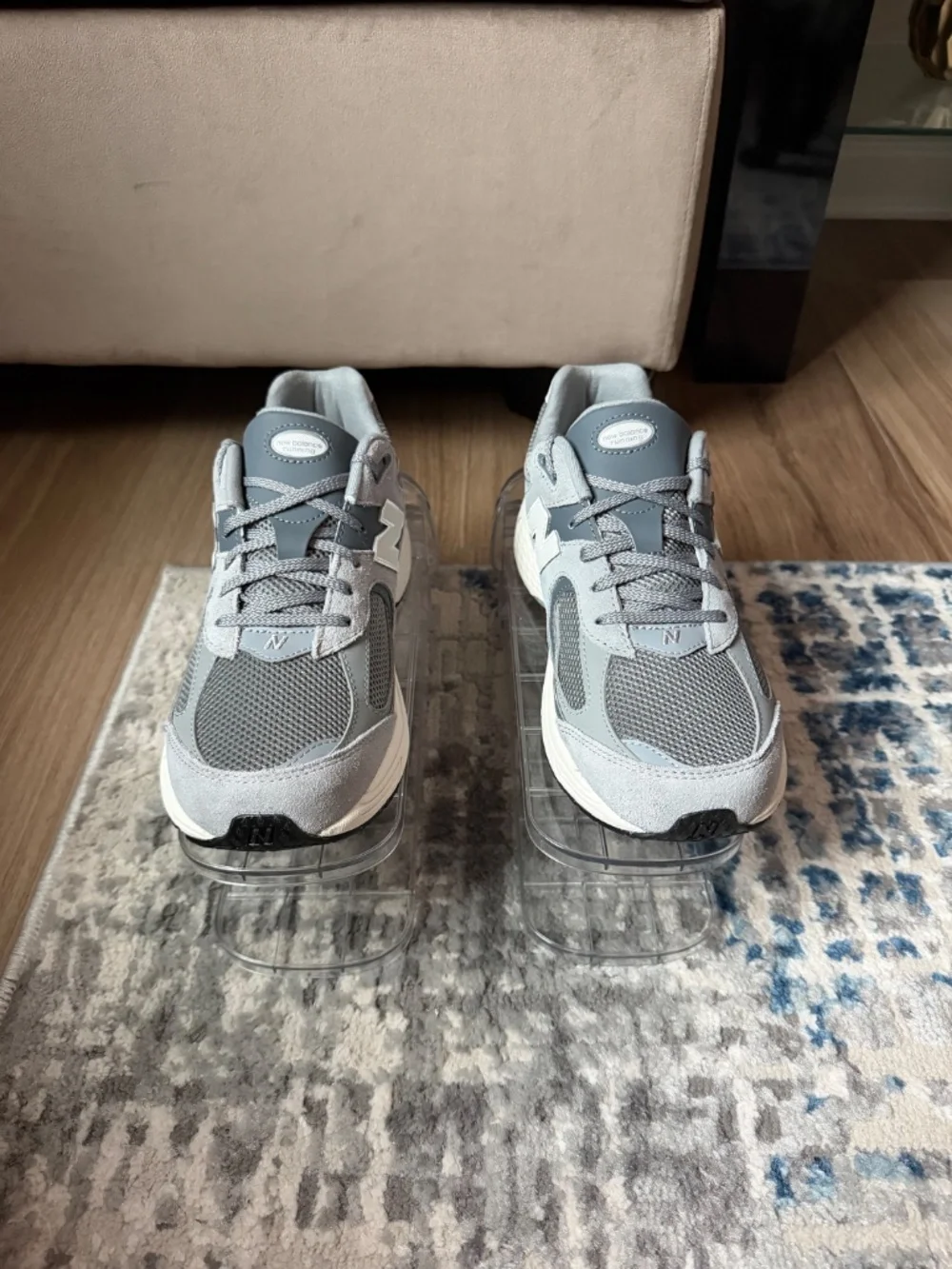 New Balance 2002R